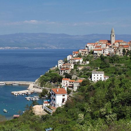 Apartments With A Parking Space Vrbnik, Krk - 429 Exterior foto
